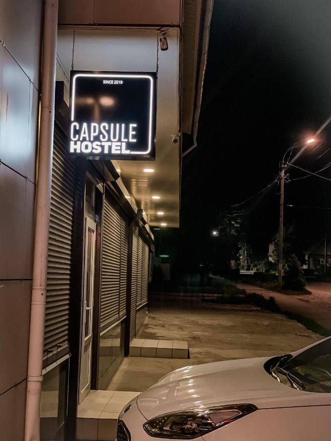 Capsule Hostel Karakol Eksteriør billede
