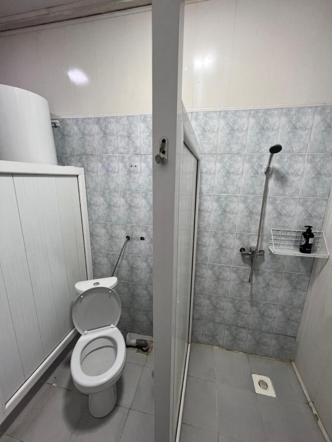 Capsule Hostel Karakol Eksteriør billede